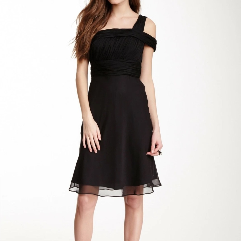 Monique Lhuillier Black One-Shoulder Dress
